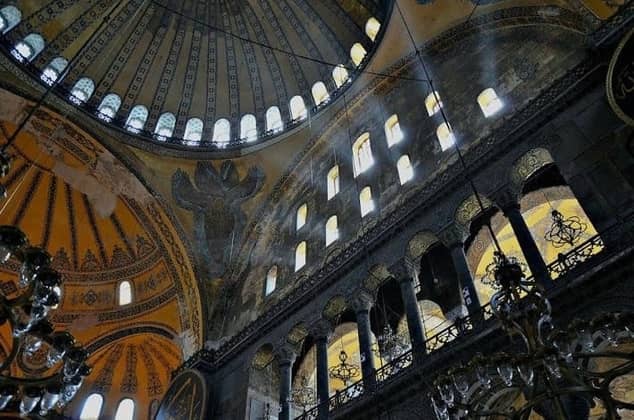 Hagia Sophia light beams through windows
